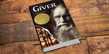 Giver Lois Lowry
