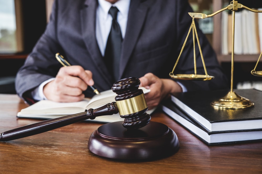 Finding the best lawyer to resolve Civil Dispute in Perth