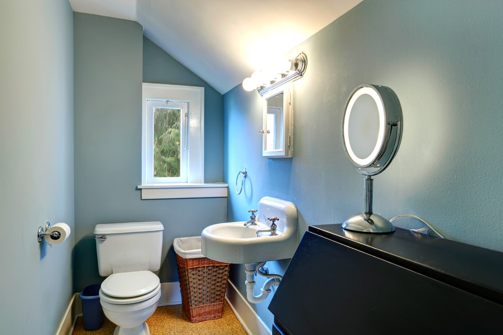 Expand Your Small Bathroom with These Organizers