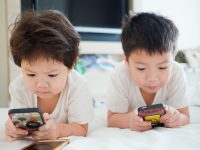 Smart kids Smartphones health