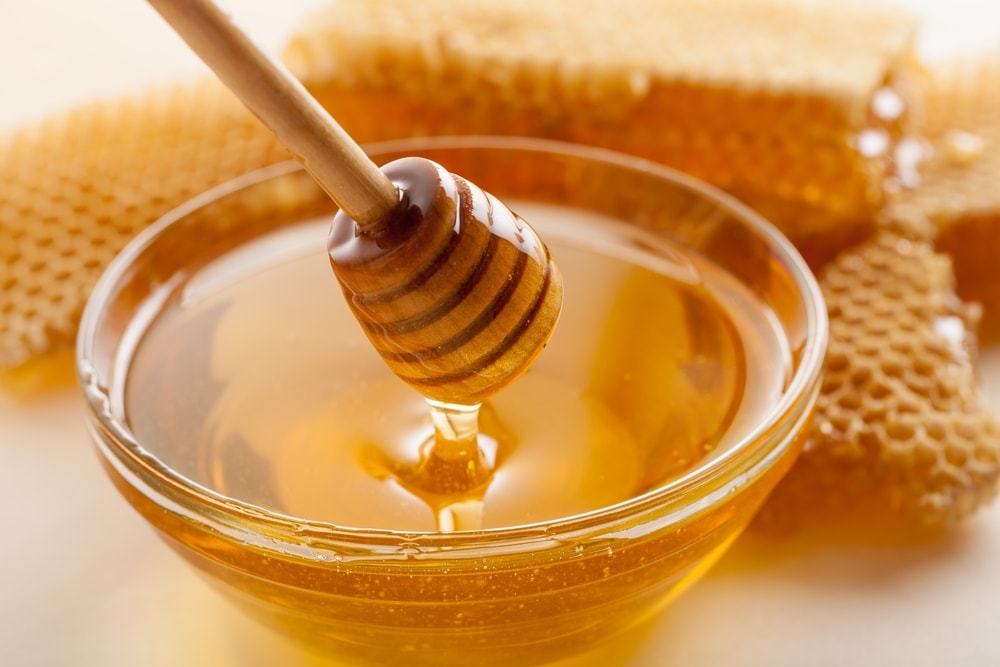 honey for pimples