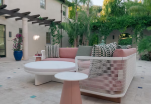 4 outdoor furnitures