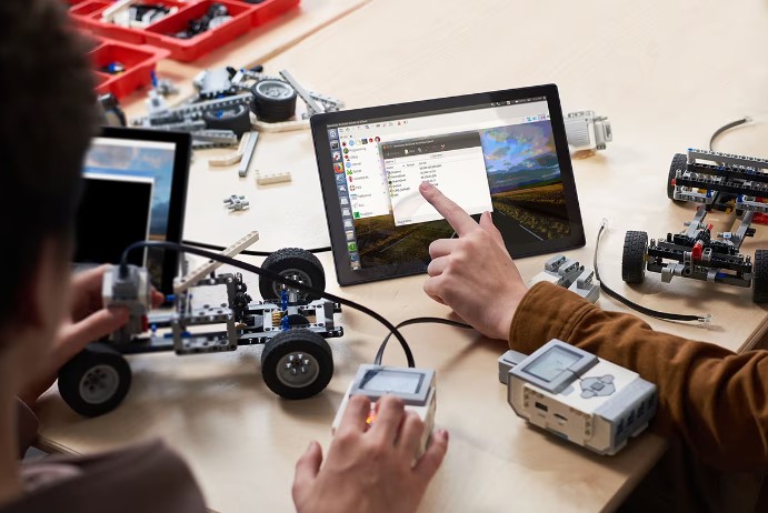 portable touchscreen monitor for Raspberry Pi