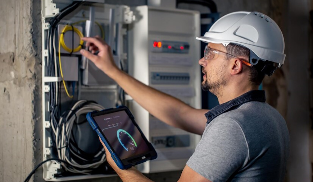 A Step-by-Step Guide to Select the Right Electricity Provider While Moving Homes