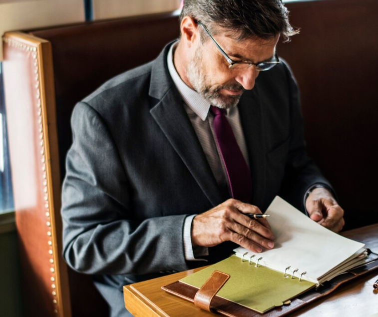 How to Find Good Lawyers