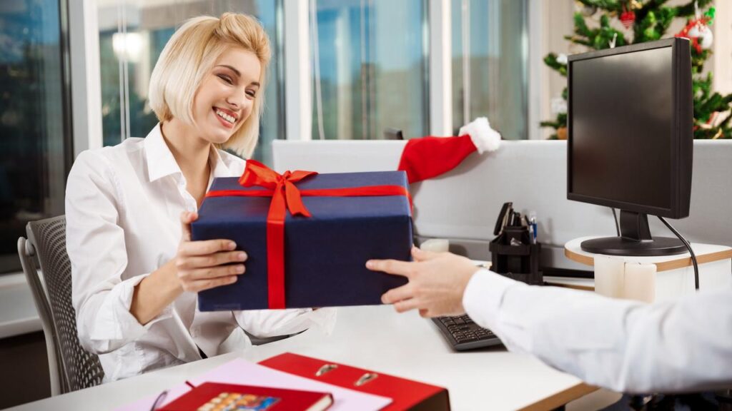 Personalised-business-gifts