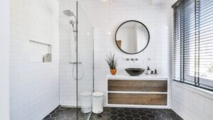 Small Bathroom Layout