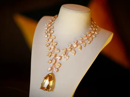 10kt Gold Necklaces