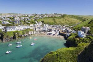 Moving from the City to Cornwall? What to Know Before You Commit