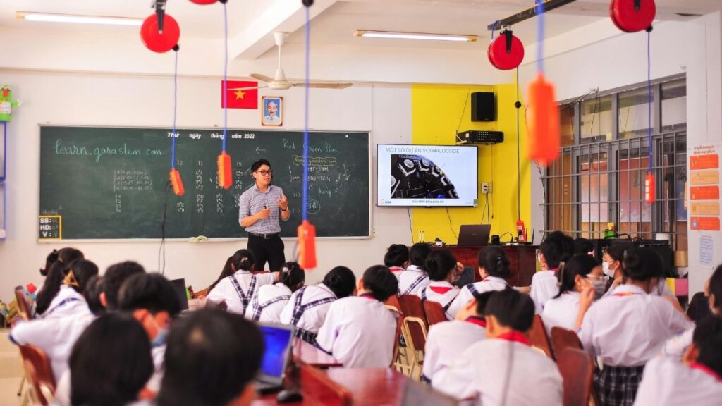 what is neoliberalism in education