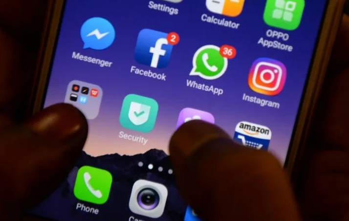 WhatsApp Page and Telegram Chinese
