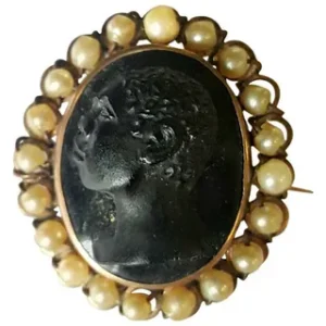 14k Gold Cameo Brooch