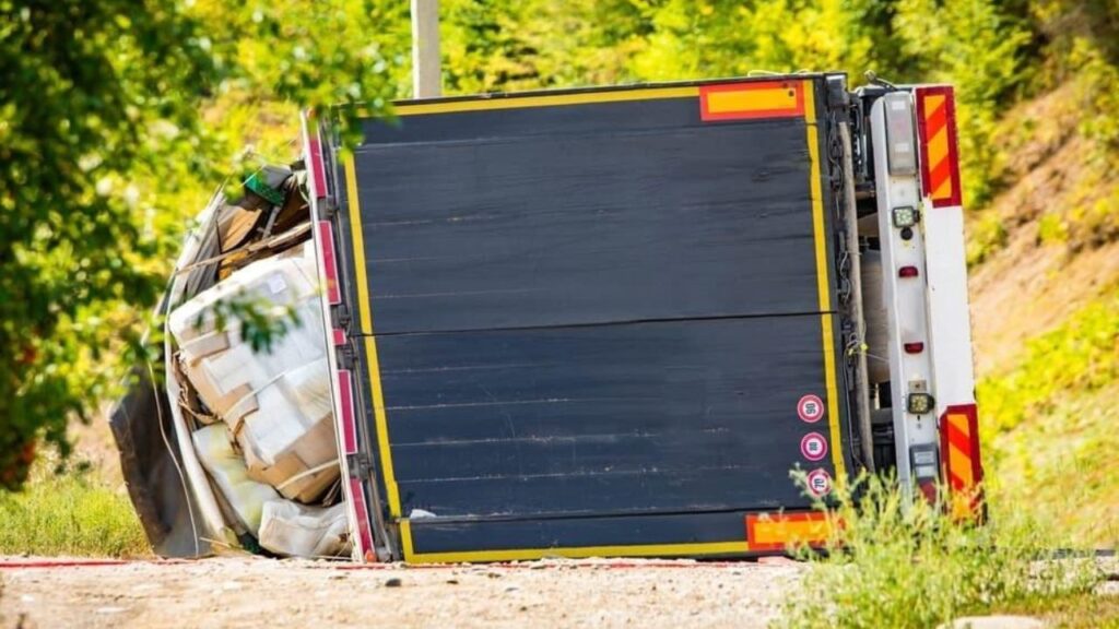 Quick Settlement Offers After a Truck Crash
