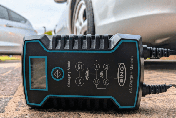 Why Trickle Chargers are Essential in the Age of Electric Cars