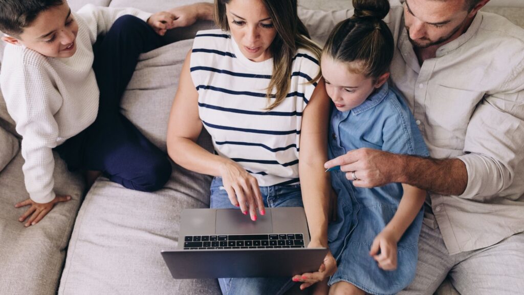 How Structured Homeschool Programs Help Families in Texas