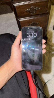 Phone Screen Crack iPhone 16